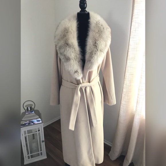 Regency Cashmere Jackets & Blazers - REGENCY CASHMERE FOX FUR COLLAR COAT (Vintage)